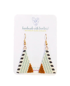 Graphic Triangles (mint and persimmon)